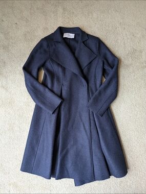 Harris Wharf London Navy Wool Fit-and-Flare Classic Quiet Luxury Dress Coat It44